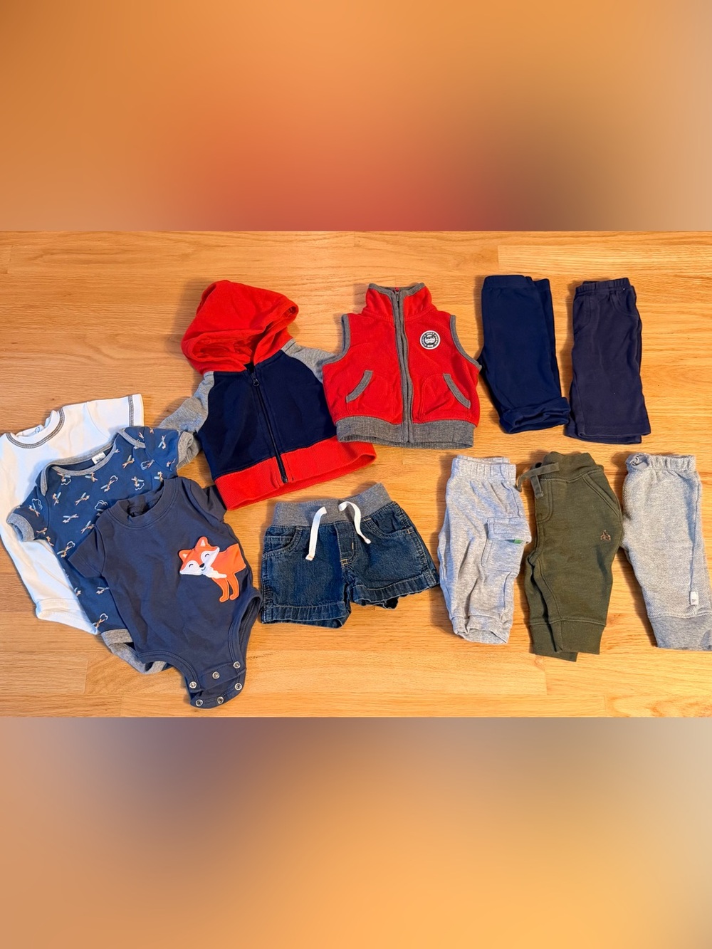 Boys Baby/Infant 11 pc clothing bundle, size 0-3 mo